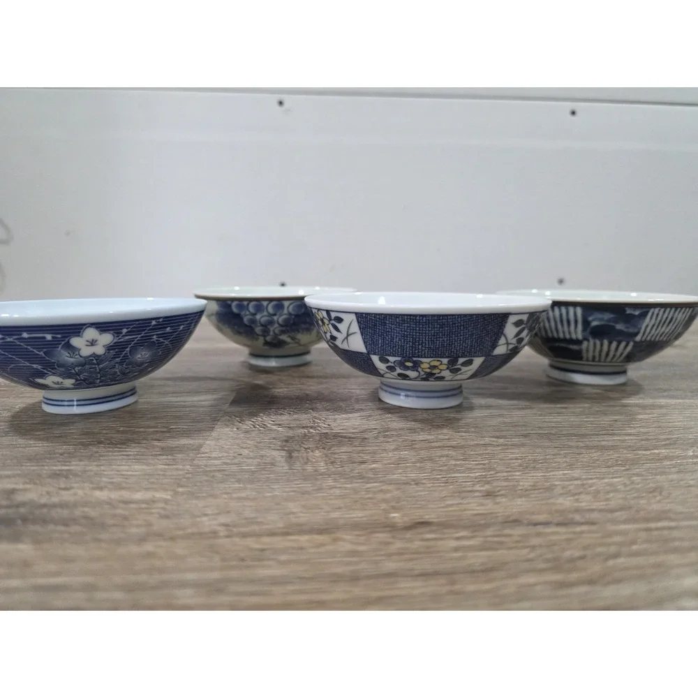 4 Japanese Blue & White Rice Bowls Floral, Mismatched 2